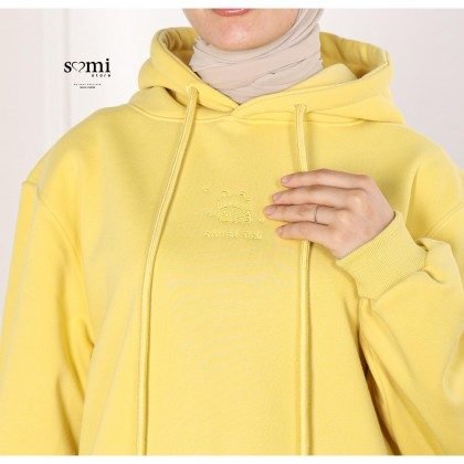 بلوزة للصبايا لون أصفر شتوية من Sami Boutiqe
